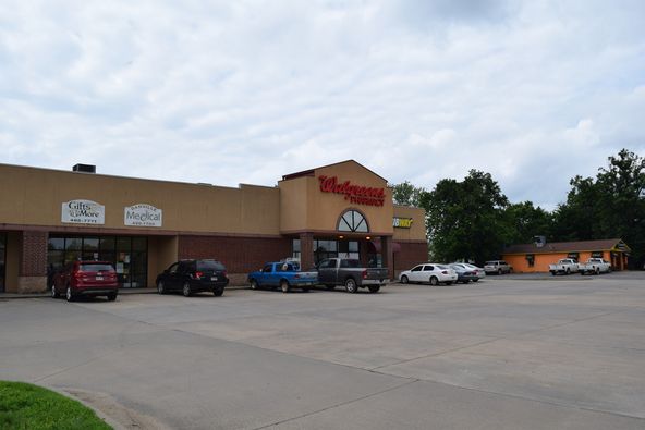 300 E 8th St, Danville, AR 72833